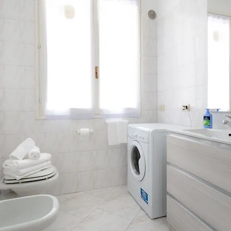 Carola's Place - By Relais Di Giada Como